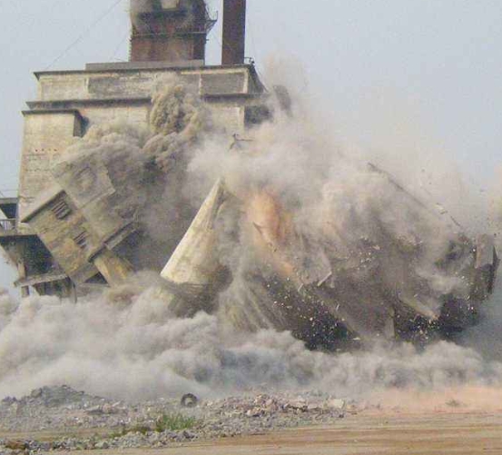 江干区建筑爆破拆除时安全如何保障？杭州拆除施工队带你了解下吧